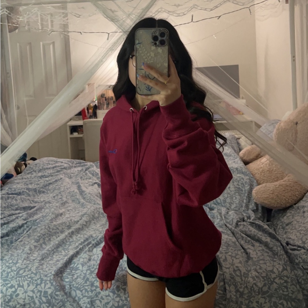 SOLD!! Champion hoodie magenta